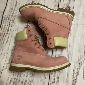 Timberland Pink leather combat boots Size 6 thumbnail 10