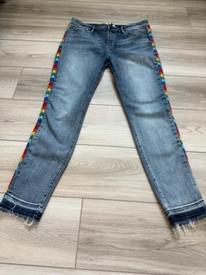 Anthropologie Driftwood Rainbow Embroidered Jackie Jeans thumbnail 3