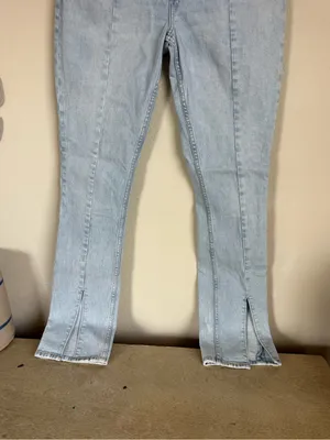 Abercrombie & Fitch The Skinny High Rise Split Leg Jeans thumbnail 7