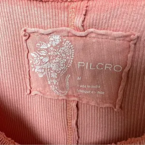 Anthropologie Pilcro Cropped Cut Off Short Sleeve Sweatshirt Pink Coral Medium thumbnail 6