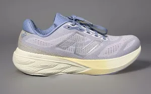New Balance Fresh Foam X 880 V15 Women's Gray Running Shoes Size 9.5B thumbnail 1