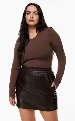 Aritzia Babaton Women's Sculpt‎ Knit Crewneck Long Sleeve Tee Size XS Brown thumbnail 1