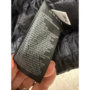 Uniqlo Ultra Light Down Vest Womens Small Black‎ Good Puffer Quilted Full Zip thumbnail 6