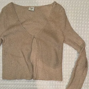 Abercrombie Metallic Beige Knit V-Neck Cardigan thumbnail 1