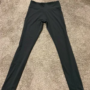 YoungLA Women’s Leggings Legacy Emerald Green Size Medium EUC SOLD OUT thumbnail 2
