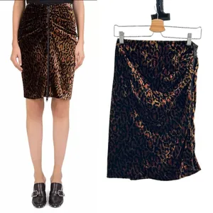 The Kooples Fire Brown Velvet Skirt Leopard Print Front Zipper Size 2 Medium‎ thumbnail 2