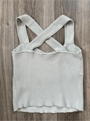 Abercrombie & Fitch Light Grey Ribbed Knit Cropped Tank Top Size Medium thumbnail 2