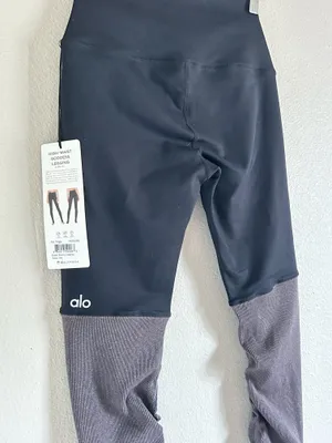ALO Yoga Goddess Ruched Legging Size XS NEW thumbnail 5