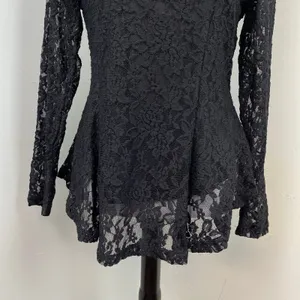 Carmen Marc Valvo Black Lace Long Sleeve Layered Top Medium thumbnail 3