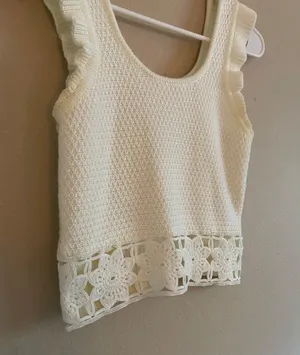 Steve Madden Madden NYC White Crochet Floral Top thumbnail 4