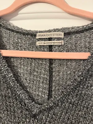 Urban Outfitters Top thumbnail 3