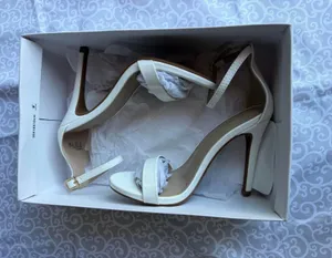 Dream Paris Heels thumbnail 4