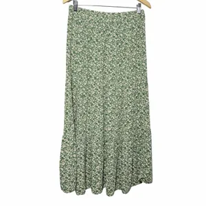 American Eagle Women's L Green Ditsy Floral Tiered Maxi Skirt Cottagecore Boho thumbnail 3