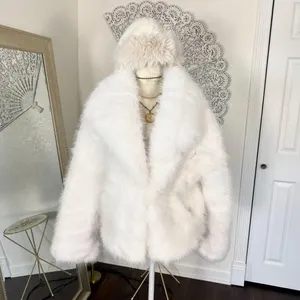 NEW Elegant Old Money Mobwife White Faux Fur Jacket & Hat Boom Instanbul L thumbnail 2