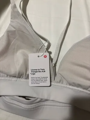 Lululemon Sports Bra thumbnail 5