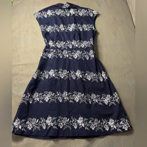 Tommy Hilfiger Women's Size M Navy Floral 100% Cotton Wrap Dress Midi Sleeveless thumbnail 13