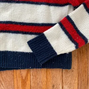 blue white red striped sweater thumbnail 3