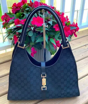 🔥🔥GUCCI GG monogram shoulder bag🔥🔥 thumbnail 1