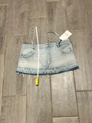 ZARA Light Wash Denim crop top - size small thumbnail 10