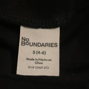 No Boundaries Womens S Black Sports Club Soccer League Graphic Boxy T-Shirt thumbnail 6