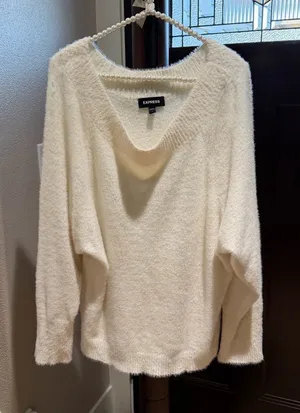 Express Cream V-Neck Sweater thumbnail 1