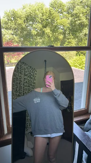 Hollister off the shoulder oversized crewneck thumbnail 8