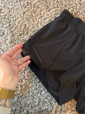 Lululemon Shorts Hot Low-Rise Hot Lined 2.5" thumbnail 3