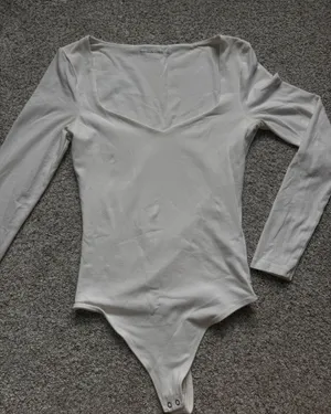 Abercrombie Sweetheart Bodysuit Long Sleeve thumbnail 1
