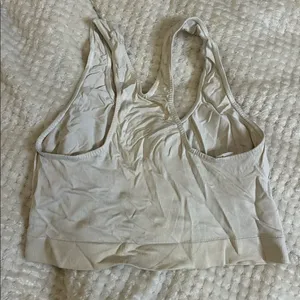 Large Golds Gym white razor back seamless sports bra thumbnail 2