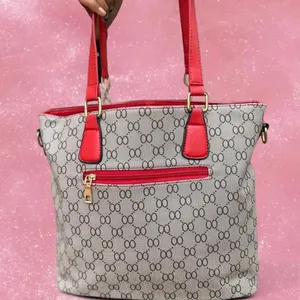 Source Unknown Grey Purse with Red Straps thumbnail 2