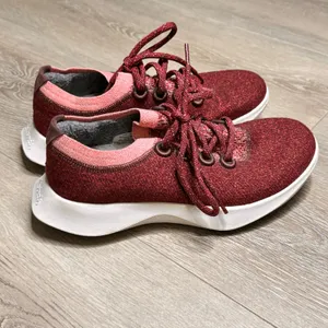Allbirds Dasher Mizzle Wool Running Shoes Burgundy Womens Size 7‎ thumbnail 2