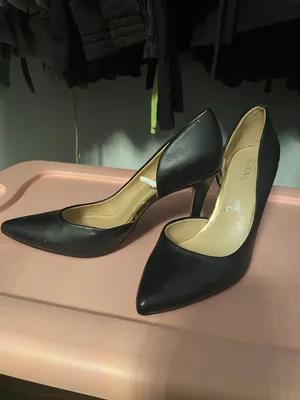 Classy Black Heels Size 8.5 thumbnail 5