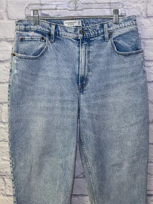 Abercrombie & Fitch Curve Love Ultra High Rise 90s Straight Jean Women’s 32 thumbnail 2