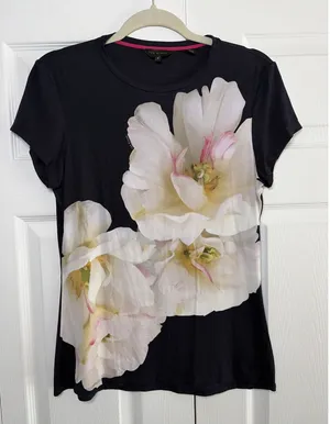 Ted Baker Floral Graphic Tee Womens Size 3 L Navy Blue Short Sleeve Jersey Top thumbnail 1