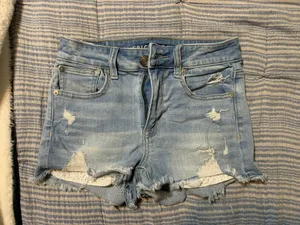 American Eagle Outfitters thumbnail 1