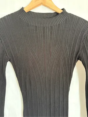 Almost Famous Long Sleeve Black Ribbed Knit Maxi Dress small thumbnail 4