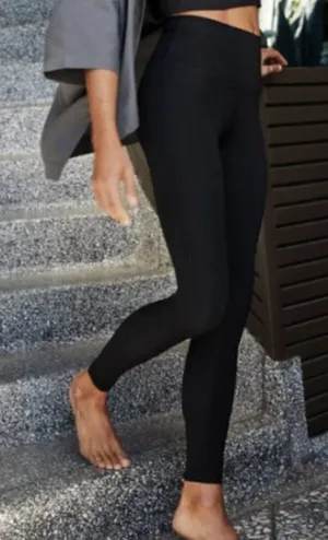 Everlane The Perform‎ Black Athletic Leggings L thumbnail 1