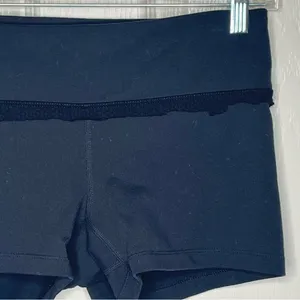 Patagonia Black Short Athletic Shorts Lace Trim Size S thumbnail 3