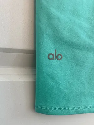 ALO Yoga Crop Aqua Leggings Medium thumbnail 4