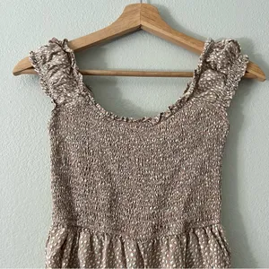 Jessica Simpson smocked sleeveless jumpsuit beige with ivory speckle size xs thumbnail 2