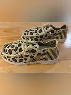 Leopard Print Slip-On Women’s Shoes in Beige Size 5.5 thumbnail 5