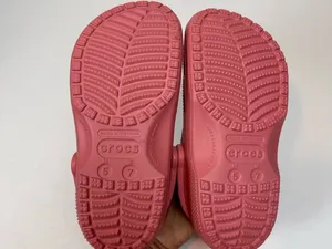 Crocs Classic Clog in Strawberry Wine M5 W7 Unisex Comfort Shoes thumbnail 7