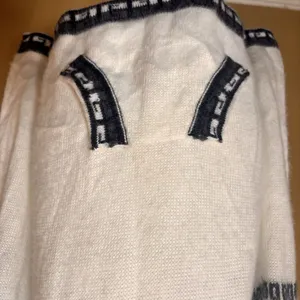 Efrata Global Alpaca‎ Medium Hoodie Sweater Cream Llama Pattern Hooded Pullover thumbnail 4