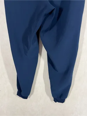Lululemon Women’s On The Fly Jogger Pants Wrinkle-Free in True Navy 12 thumbnail 8