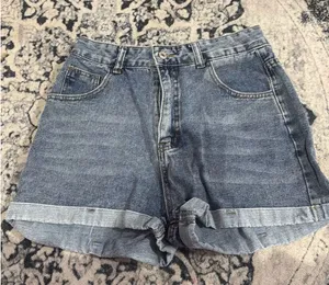 blue jean shorts Size M thumbnail 1