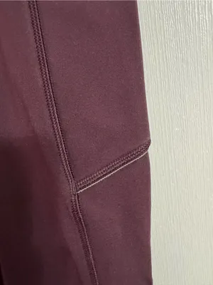 lululemon athletica Side-Pocket Leggings in Plum Purple Size 6 thumbnail 8