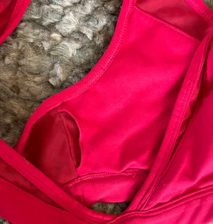Fabletics Red Sports bra thumbnail 7