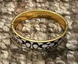 COACH
Quilted C Hinged Bangle Bracelet thumbnail 1