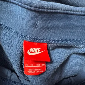 Nike Women's Blue Jogger Pants Size XS thumbnail 3