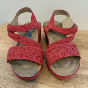 Atalina Red Mid Wedge strap Comfort Sandals Flower Womens Size 9‎ Shoe thumbnail 1